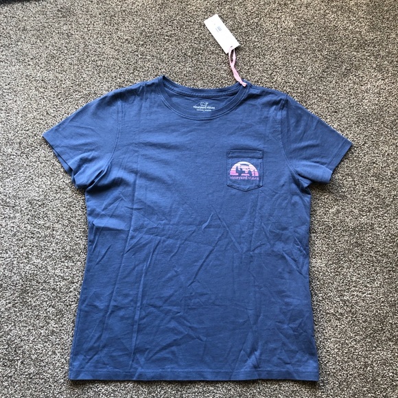 NWT VINEYARD VINES GOLF CART GRAPHIC POCKET TEE SHIRT SIZE MEDIUM - Picture 6 of 8